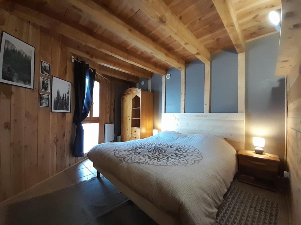 Maison De Montagne Dans Village Du Capcir Fontrabiouse