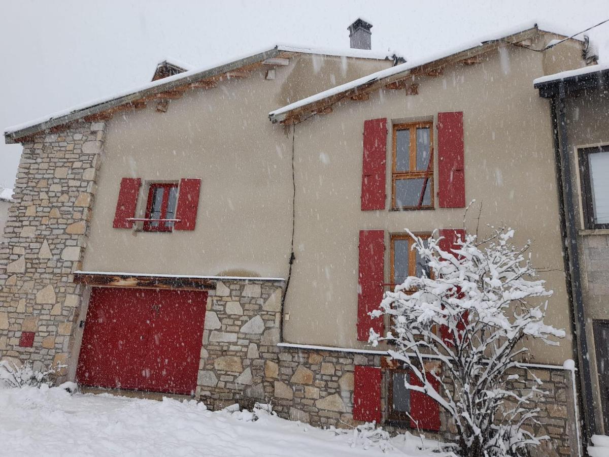 Maison De Montagne Dans Village Du Capcir Holiday home *